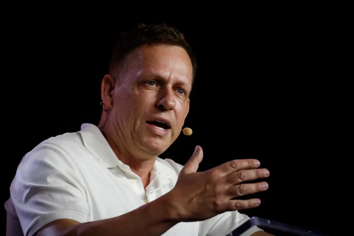 Billionaires Weigh Cutting Ties